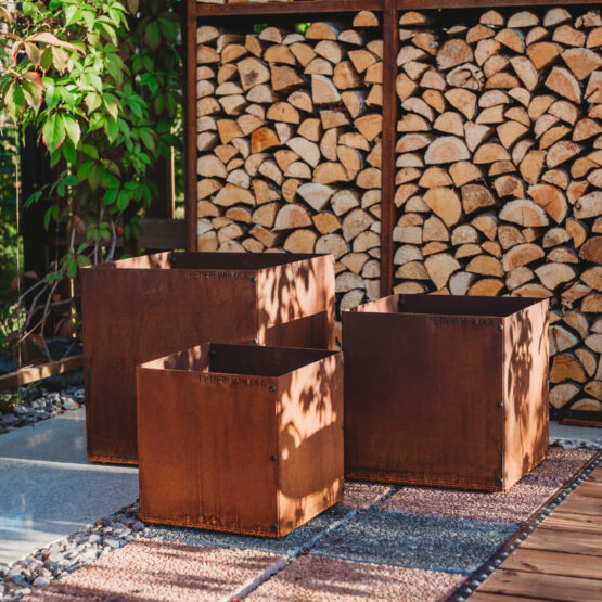 Petteri Wiimaa corten plantekrukker Fiora 3-set